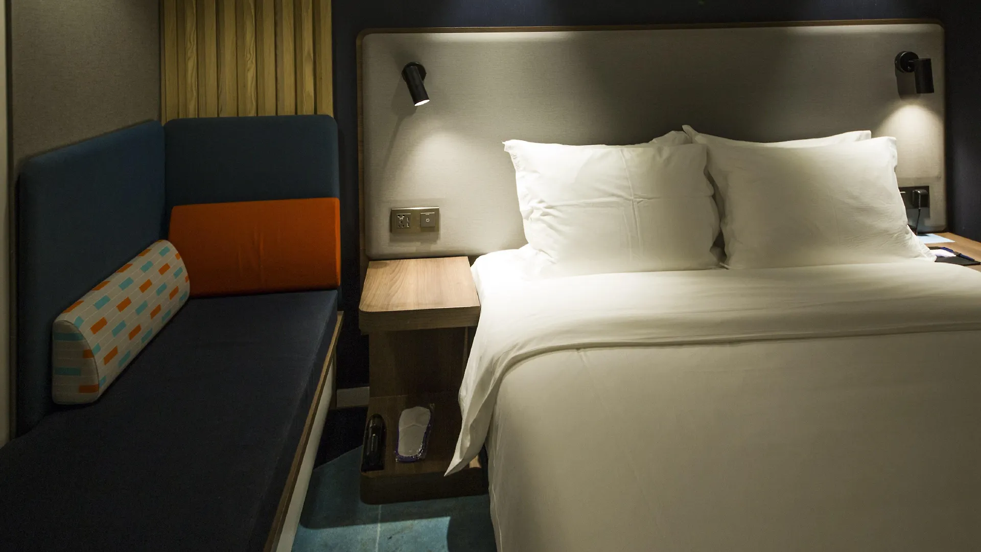 Holiday Inn Express Sanya Bay, An Ihg Hotel 3*,  China