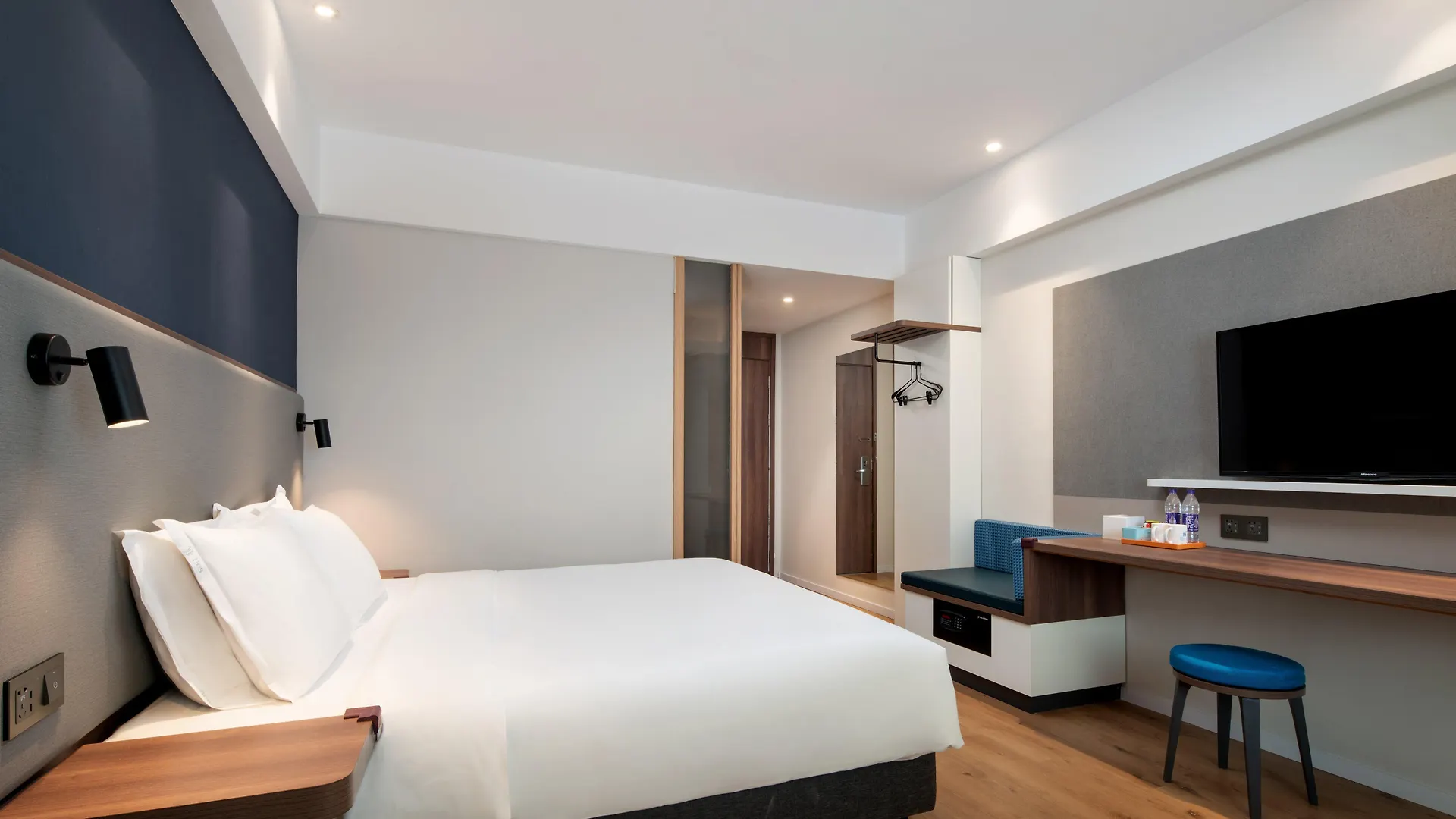 Holiday Inn Express Sanya Bay, An Ihg Hotel 3*,  China